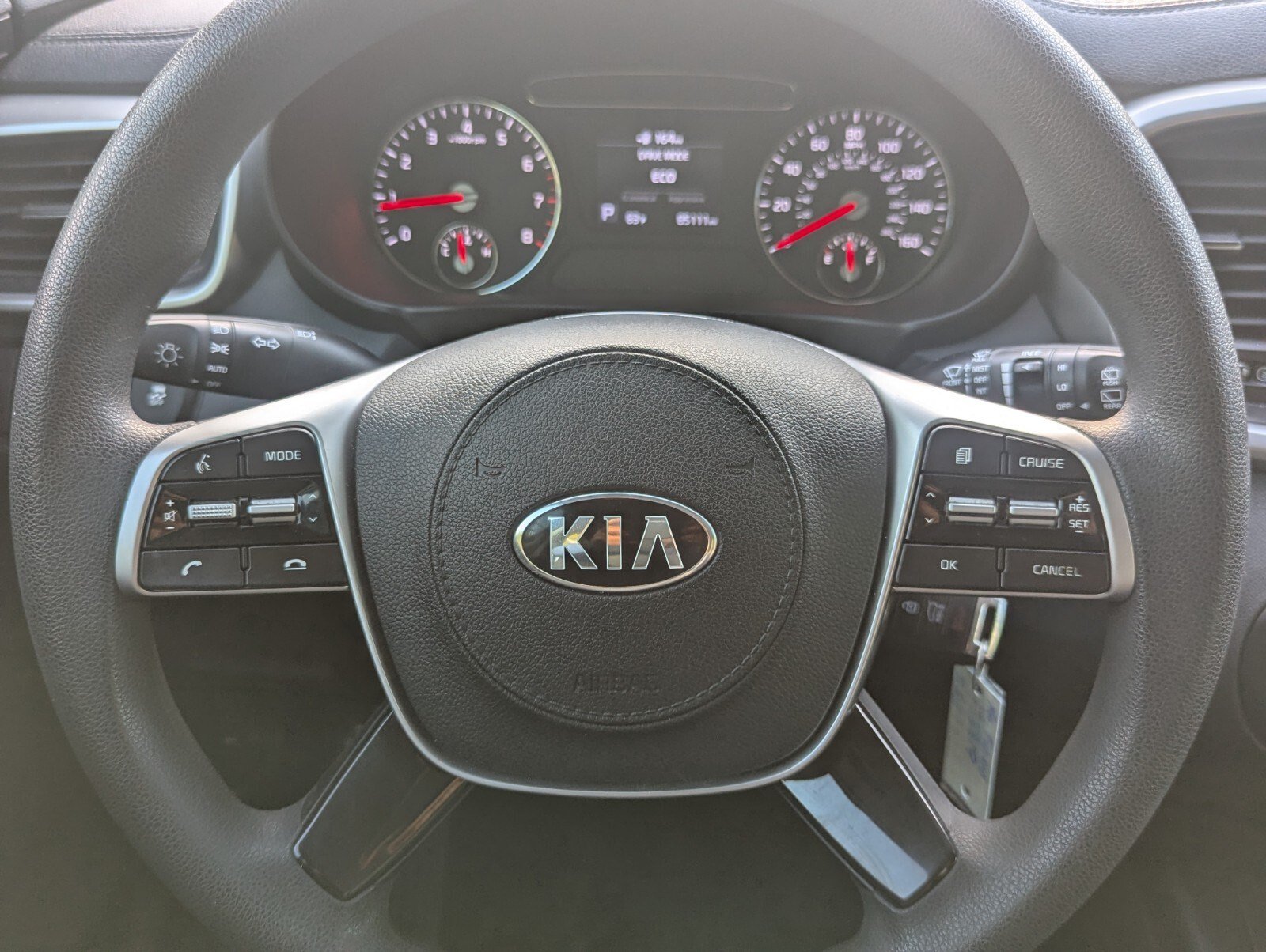 Used 2020 Kia Sorento LX FWD image 28