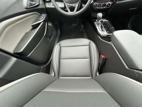 New 2026 Chevrolet Trax ACTIV w/ Sunroof Package image 14