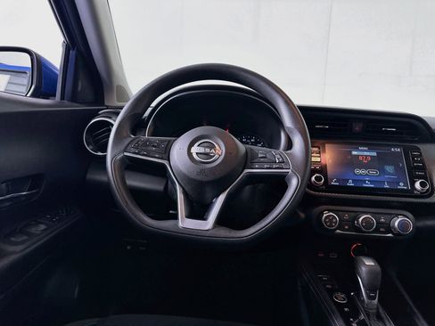 Used 2023 Nissan Kicks SV FWD image 16