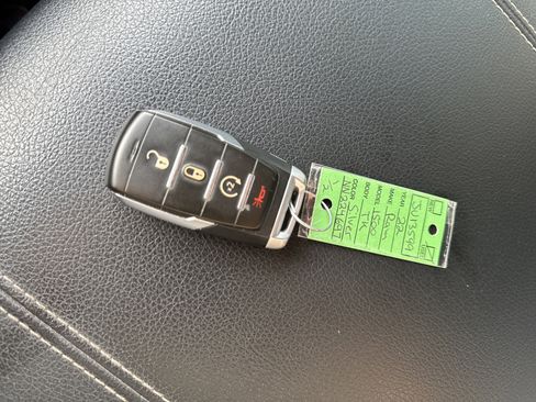 Used 2022 RAM 1500 Big Horn w/ Night Edition image 29