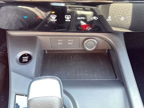 New 2026 Nissan Sentra SV image 20