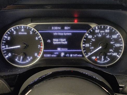 Used 2022 Nissan Pathfinder SV AWD/4WD image 23