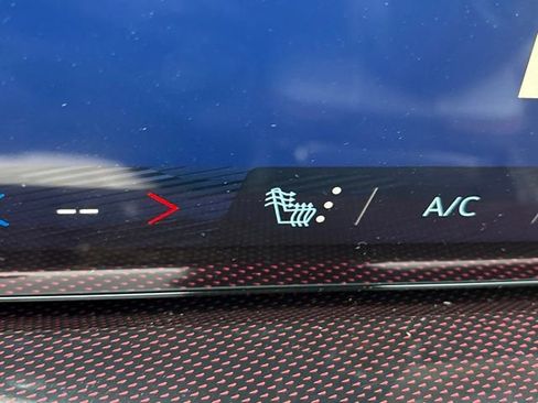 New 2026 Chevrolet Traverse Z71 w/ Enhanced Driving Package image 10