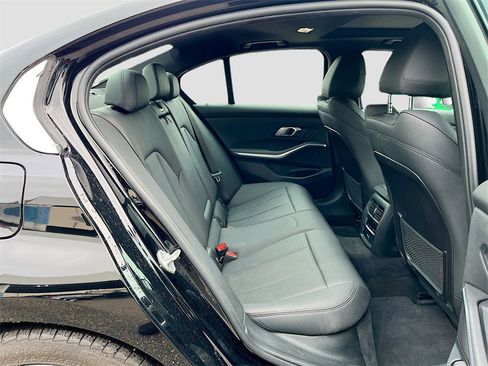 Used 2021 BMW 330i Sedan image 28