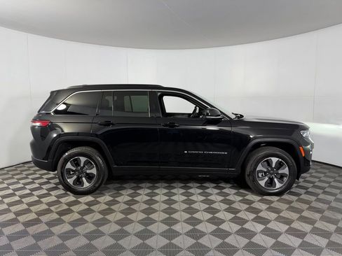 Used 2024 Jeep Grand Cherokee Limited 4xe w/ Luxury Tech Group II AWD/4WD image 5