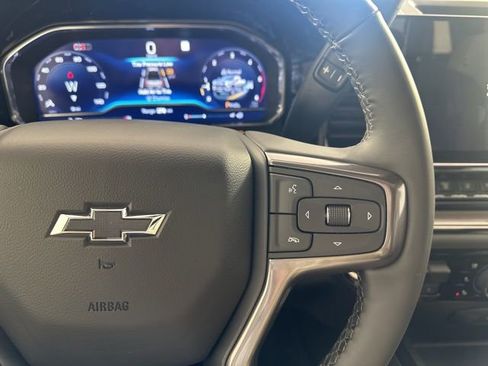 New 2025 Chevrolet Silverado 2500 ZR2 w/ Technology Package image 27