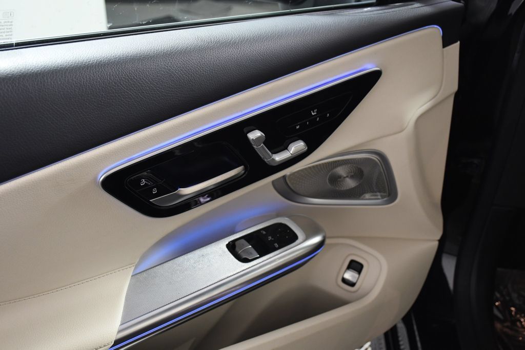 Certified 2024 Mercedes-Benz CLE 300 4MATIC Coupe image 15