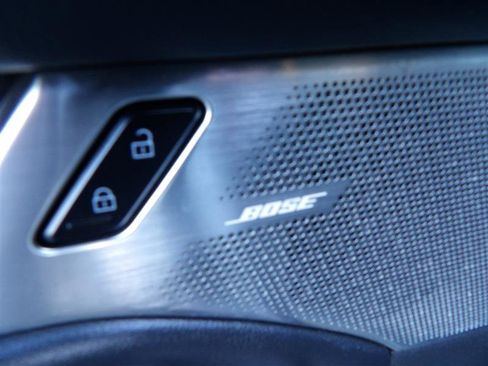 Used 2022 MAZDA MAZDA3 s image 11