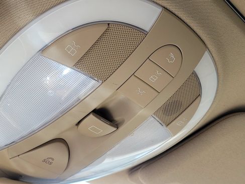Used 2007 Mercedes-Benz E 550 Sedan image 31