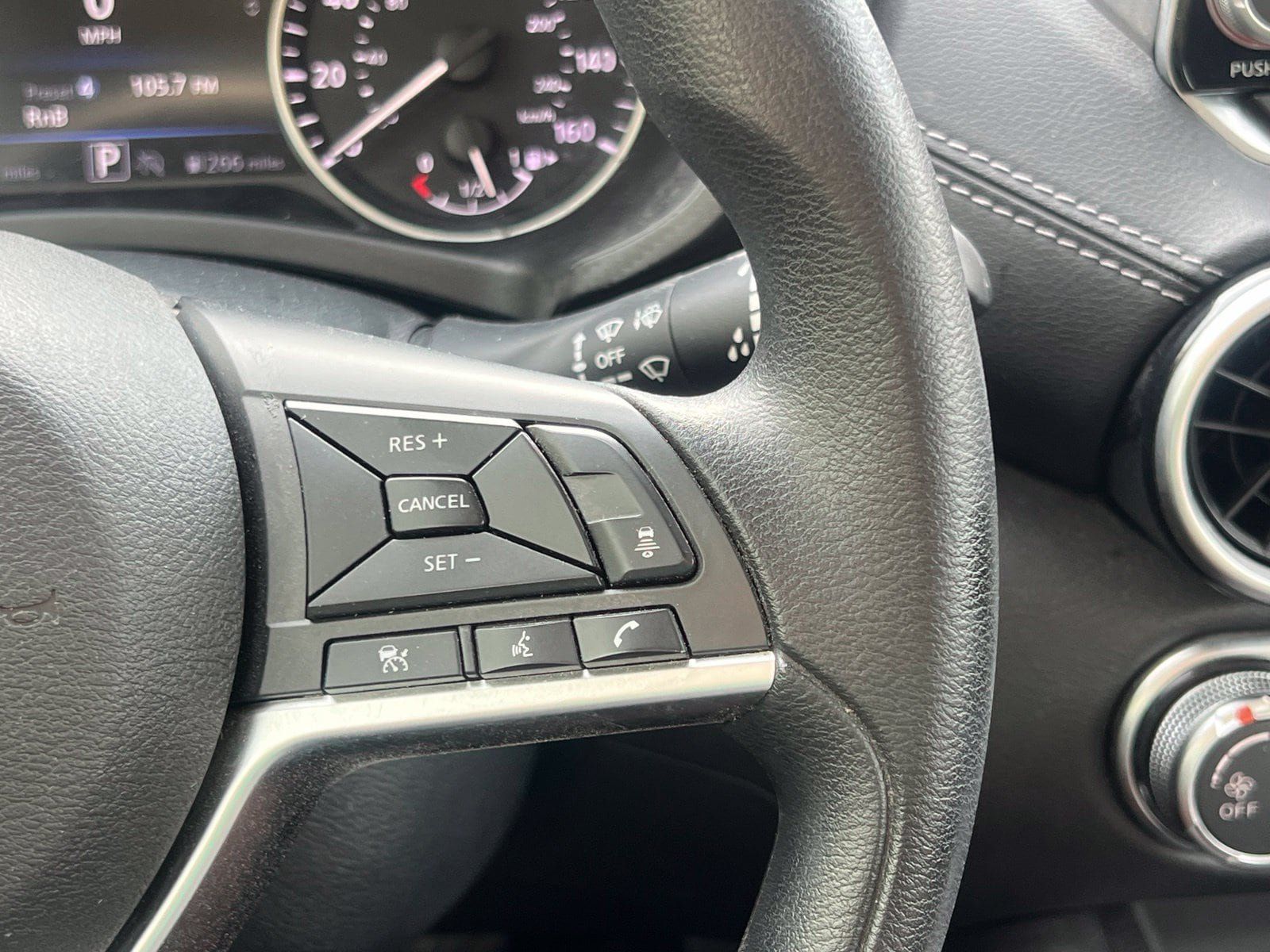 Used 2025 Nissan Sentra SV FWD image 26