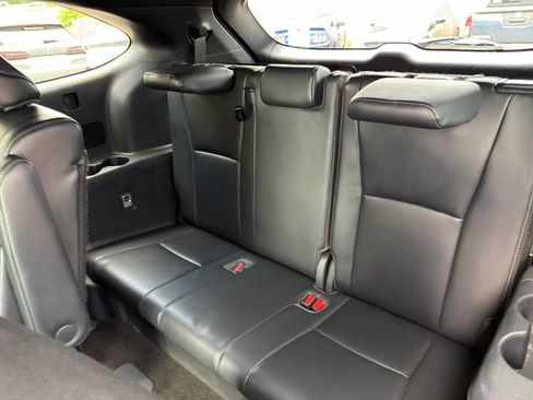 Used 2023 Toyota Highlander XSE AWD/4WD image 30