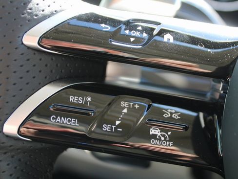 Certified 2026 Mercedes-Benz GLE 53 AMG 4MATIC image 28