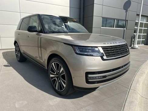 New 2026 Land Rover Range Rover SE AWD/4WD image 3