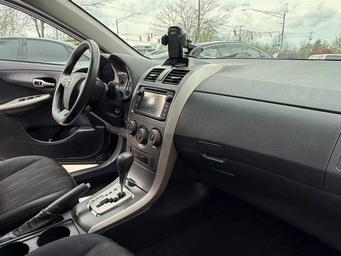 Used 2013 Toyota Corolla S w/ Premium Pkg image 13