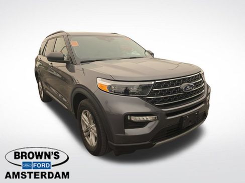 Used 2022 Ford Explorer XLT w/ Equipment Group 202A AWD/4WD image 1