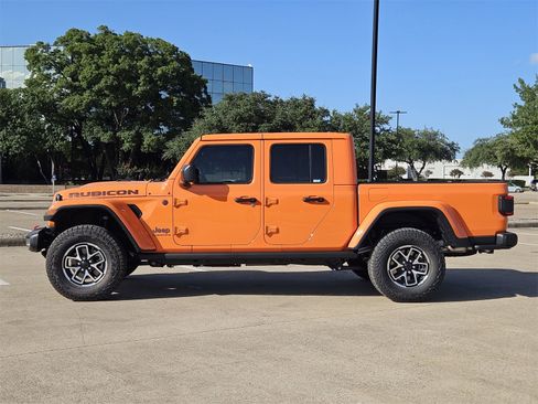 New 2025 Jeep Gladiator Rubicon w/ Convenience Group image 3