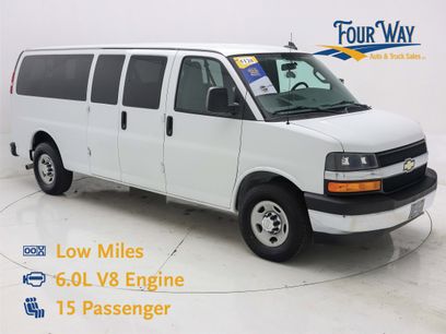 Used 2017 Chevrolet Express 3500 LT w/ LT Preferred Equipment Group