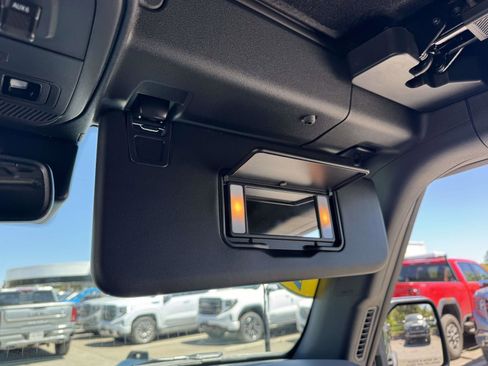 Used 2024 Ford Bronco Big Bend AWD/4WD image 38