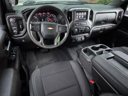 Used 2023 Chevrolet Silverado 2500 Custom w/ Custom Convenience Package image 16