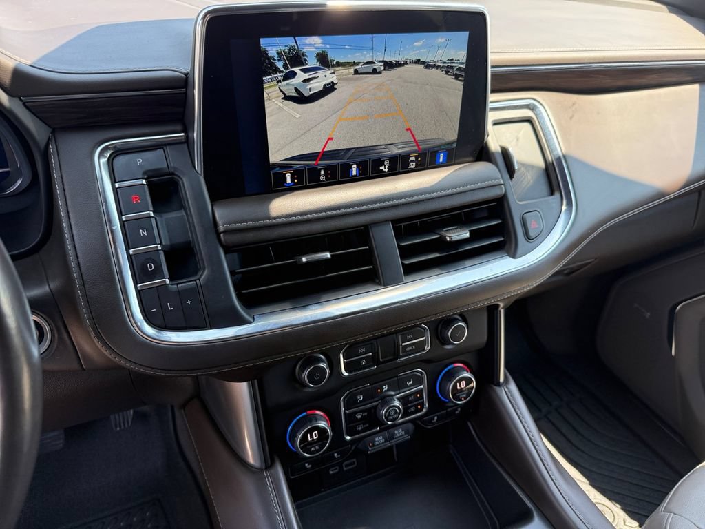 Used 2023 Chevrolet Tahoe Z71 w/ Luxury Package AWD/4WD image 18