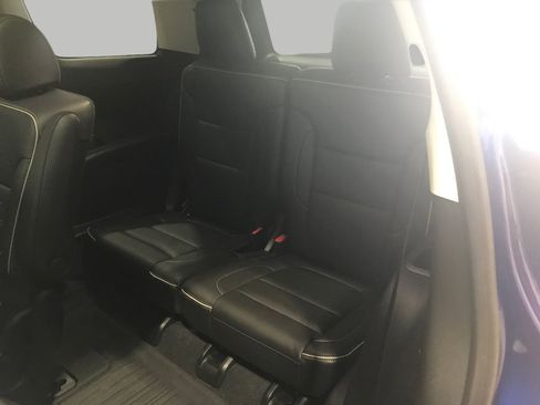 Used 2023 GMC Acadia Denali w/ Denali Ultimate Package AWD/4WD image 30