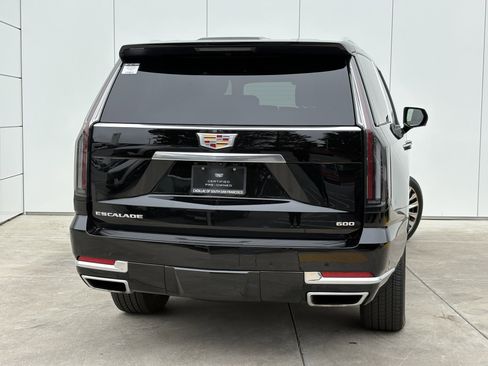 Used 2026 Cadillac Escalade ESV Platinum Luxury w/ LPO, Floor Liner Package AWD/4WD image 6