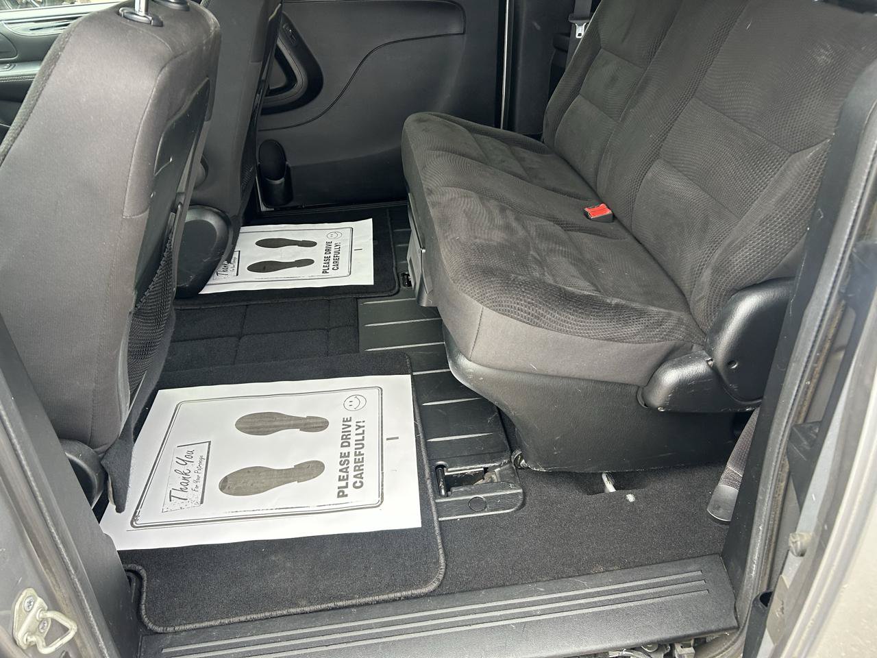 Used 2018 Dodge Grand Caravan SE FWD image 9