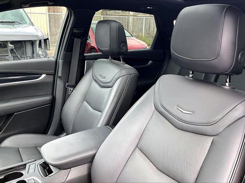 Used 2025 Cadillac XT5 Premium Luxury AWD/4WD image 23