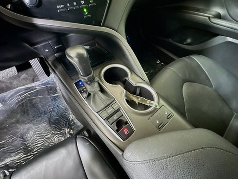 Used 2023 Toyota Camry XLE FWD image 22