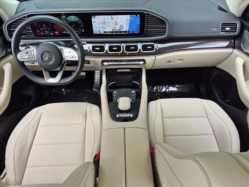 Used 2023 Mercedes-Benz GLS 450 4MATIC image 19