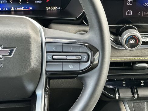 Used 2024 Chevrolet Colorado ZR2 image 21