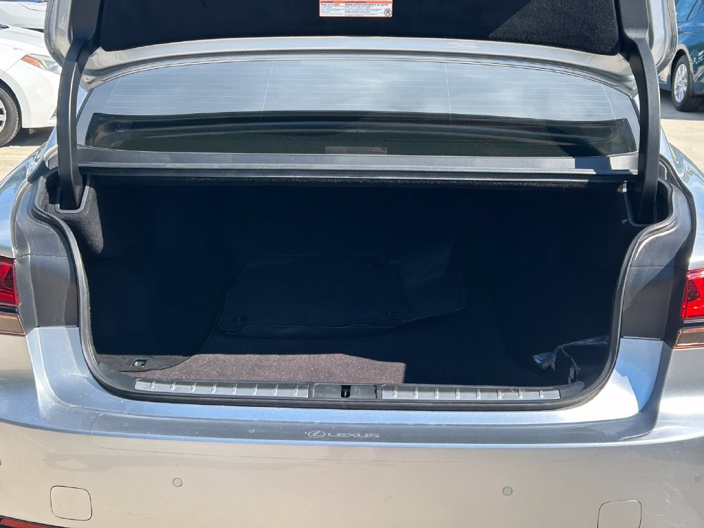 Used 2022 Lexus LS 500 w/ Interior Upgrade Package RWD image 14