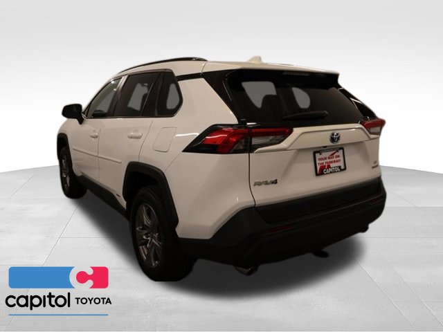 Used 2024 Toyota RAV4 LE AWD/4WD image 5