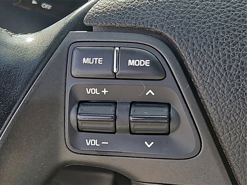 Used 2016 Kia Forte Koup SX w/ SX Premium Package image 22