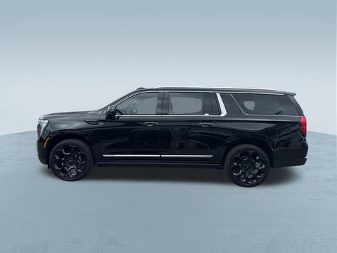 New 2026 GMC Yukon XL Denali w/ Denali Reserve Package AWD/4WD image 5