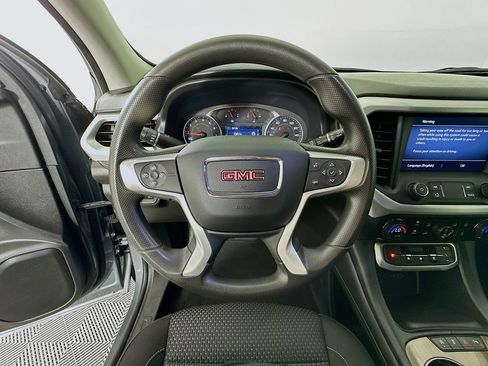 Used 2021 GMC Acadia SLE FWD image 11