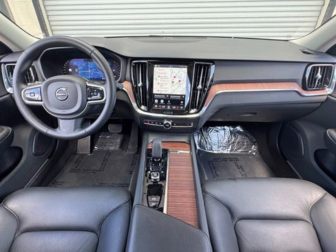 Used 2024 Volvo S60 B5 Plus w/ Climate Package FWD image 11