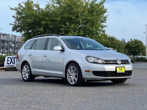 Used 2012 Volkswagen Jetta SportWagen FWD image 7