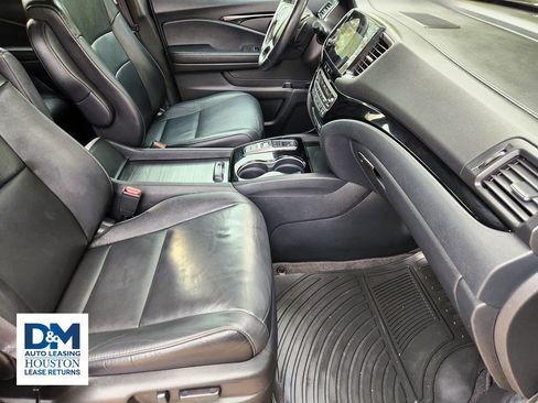 Used 2020 Honda Pilot Touring image 21