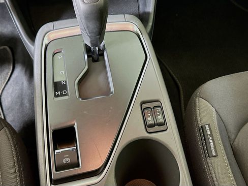 Used 2025 Subaru Crosstrek 2.0i Premium image 23