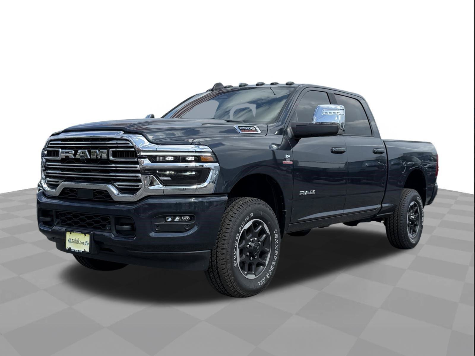 Used 2025 RAM 2500 Laramie AWD/4WD image 1