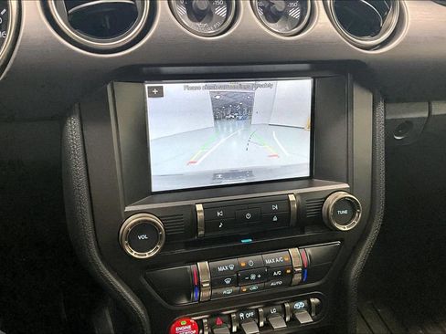 Used 2017 Ford Mustang Shelby GT350 w/ Electronics Package RWD image 19