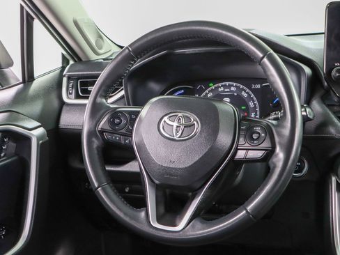 Used 2023 Toyota RAV4 XLE Premium image 12