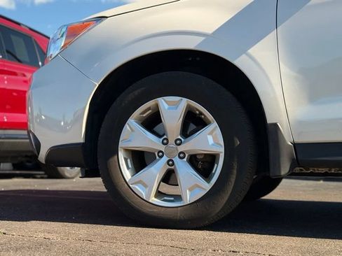 Used 2015 Subaru Forester 2.5i w/ Alloy Wheel Package AWD/4WD image 39