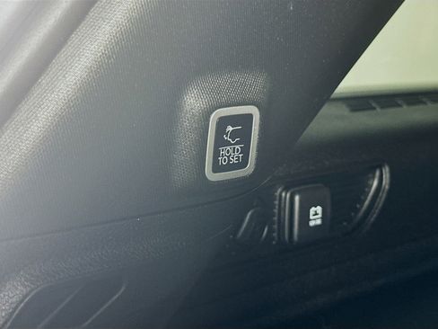 Used 2023 Jeep Grand Cherokee 4WD 4xe w/ Luxury Tech Group II image 29