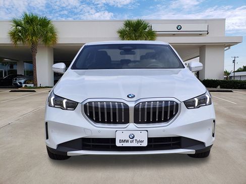 Certified 2026 BMW 530i RWD image 2