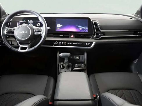 Certified 2025 Kia Sportage X-Line AWD/4WD image 10