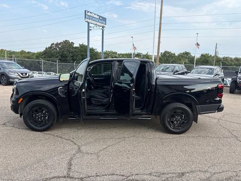Used 2025 Ford Ranger Lariat w/ Black Appearance Package AWD/4WD image 4
