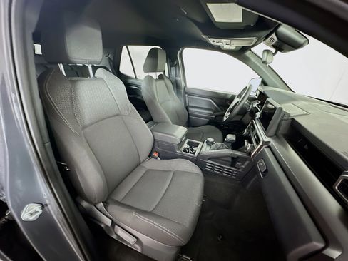 Used 2025 Toyota 4Runner SR5 image 31