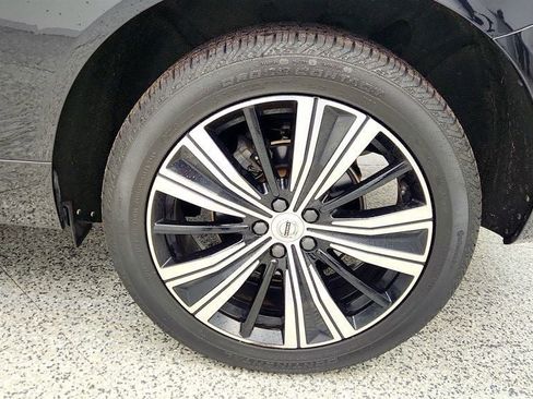 Used 2022 Volvo XC60 B5 Inscription w/ Advanced Package image 9